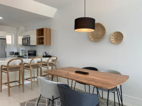 Arubas Life 208